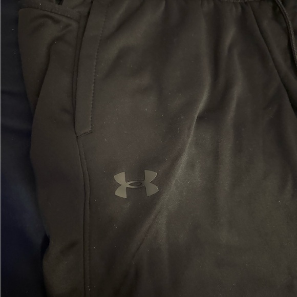 Under Armour Black Youth Sweatpants XL - Picture 3 of 5
